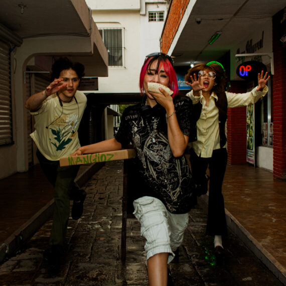 Untitled-5072